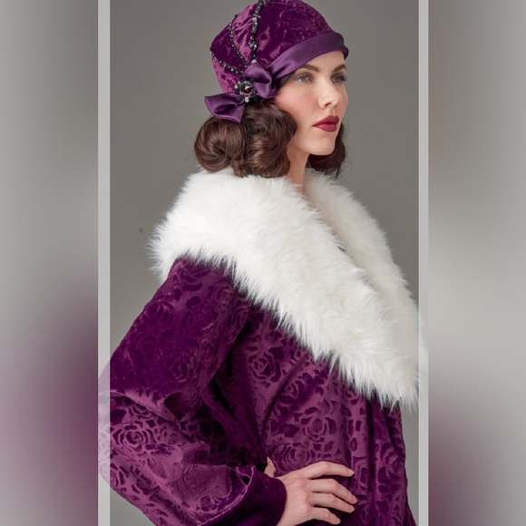 🦹🏻♀️ McCall’s Cosplay Costume Sewing Pattern 8190 - Picture 3 of 10